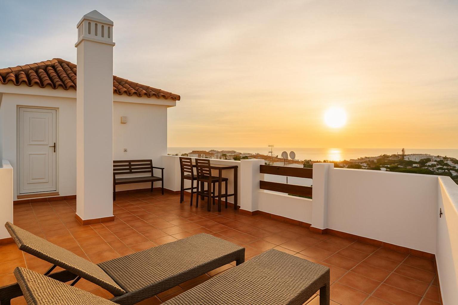 אסטפונה Penthouse Sea View - Valle Romano Golf מראה חיצוני תמונה